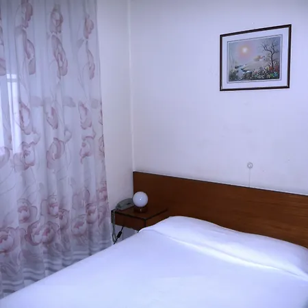 D. Carlos Residencial Pensjonat