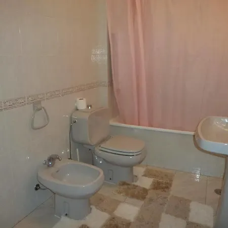 D. Carlos Residencial Maison d'hôtes Caldas Da Rainha