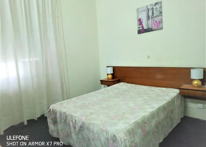 D. Carlos Residencial Caldas Da Rainha